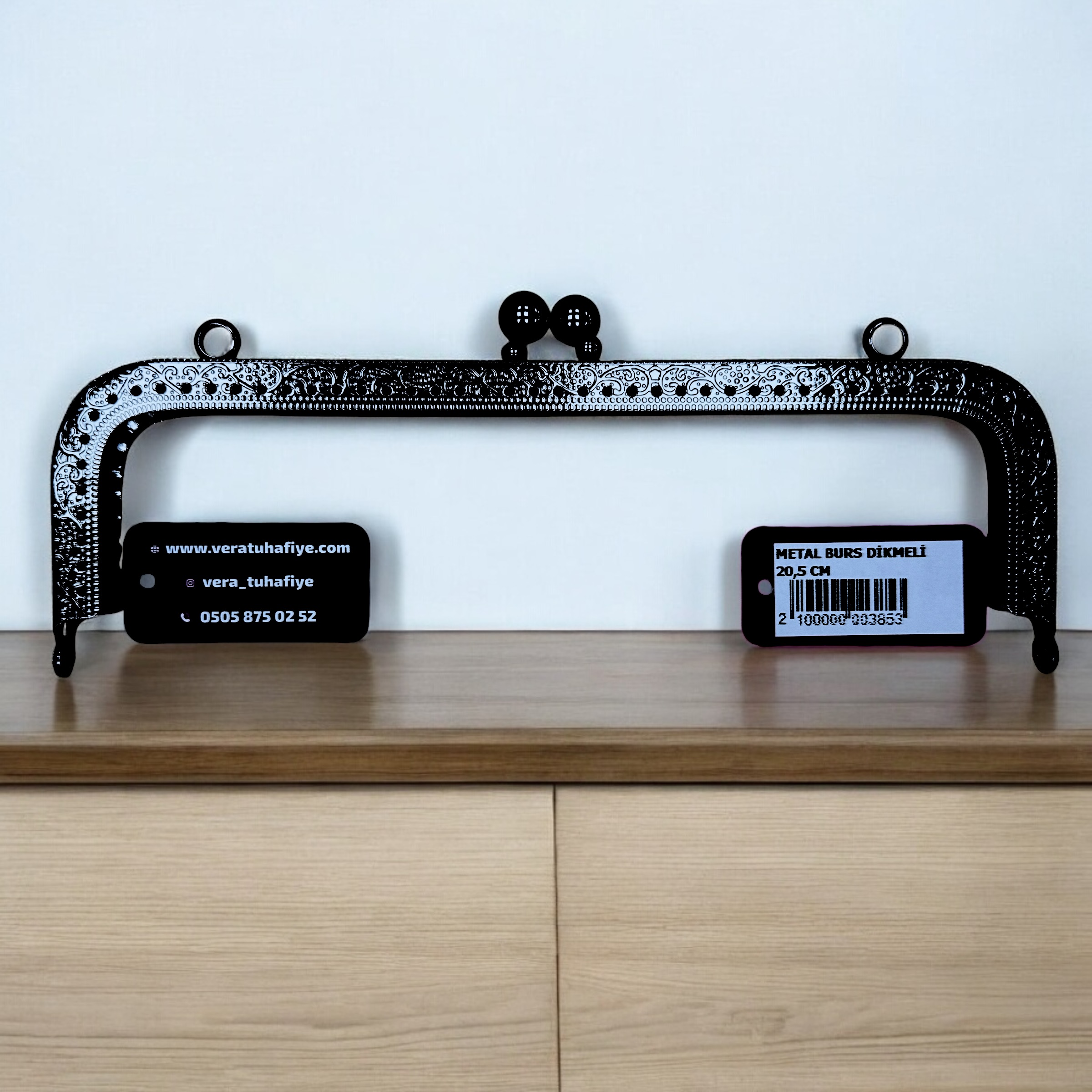 20.5 CM DİKMELİ BURS SİYAH